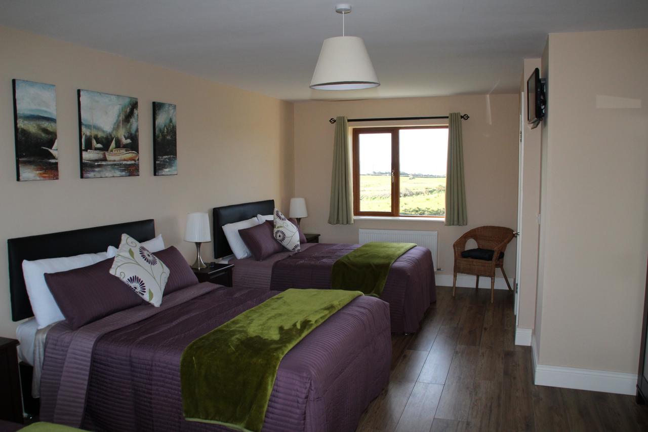 O'Learys Lodge Doolin Extérieur photo